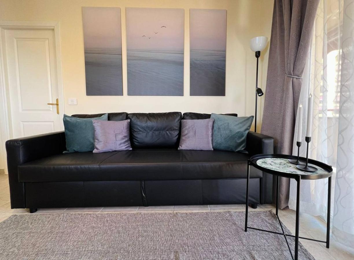 プエルト・デ・サンティアゴCozy Beachfront Flat With Pool & Panoramic Sea View Terraceアパートメント エクステリア 写真