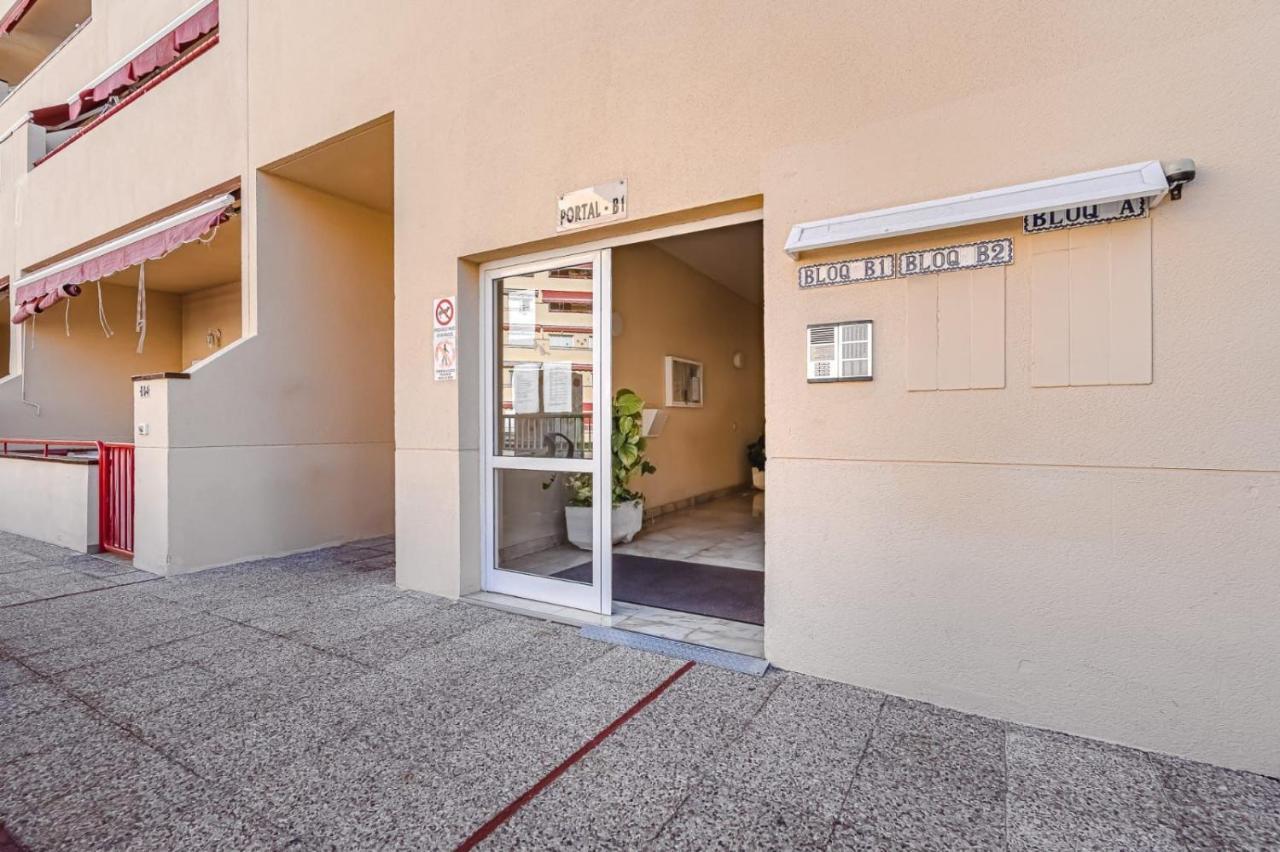 プエルト・デ・サンティアゴCozy Beachfront Flat With Pool & Panoramic Sea View Terraceアパートメント エクステリア 写真